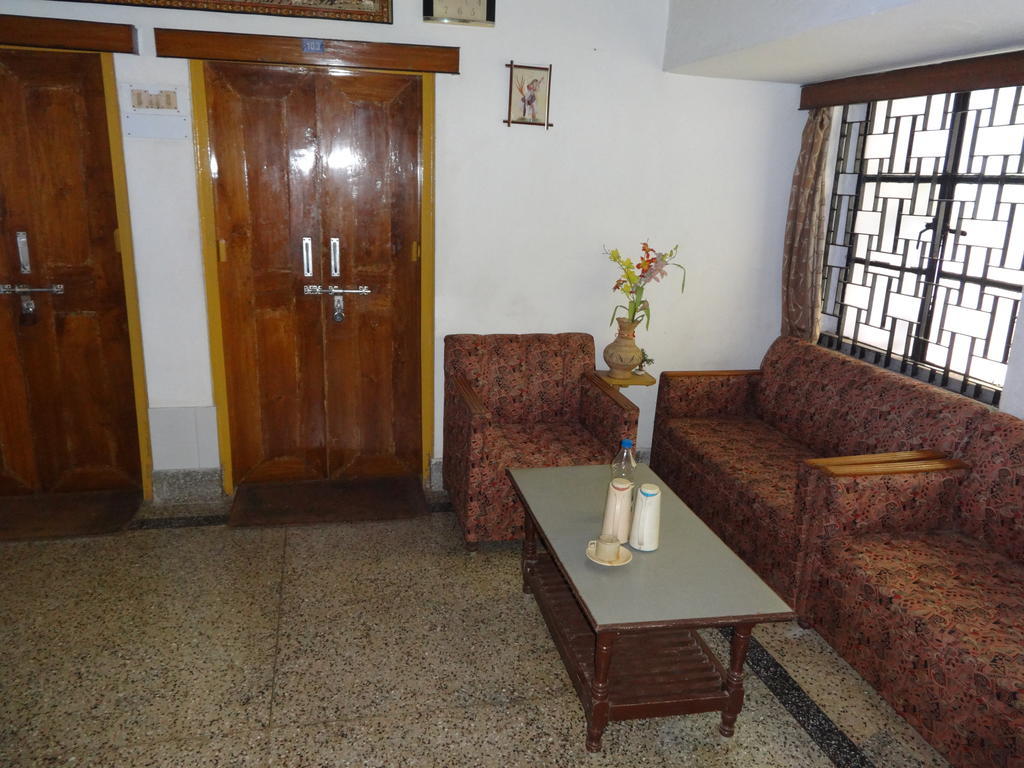 Hotel Upasana Bhubaneswar Exterior foto